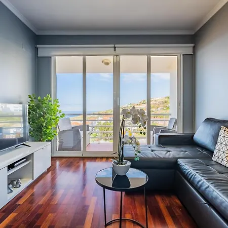 Canico Vip By Homie * Santa Cruz (Madeira)